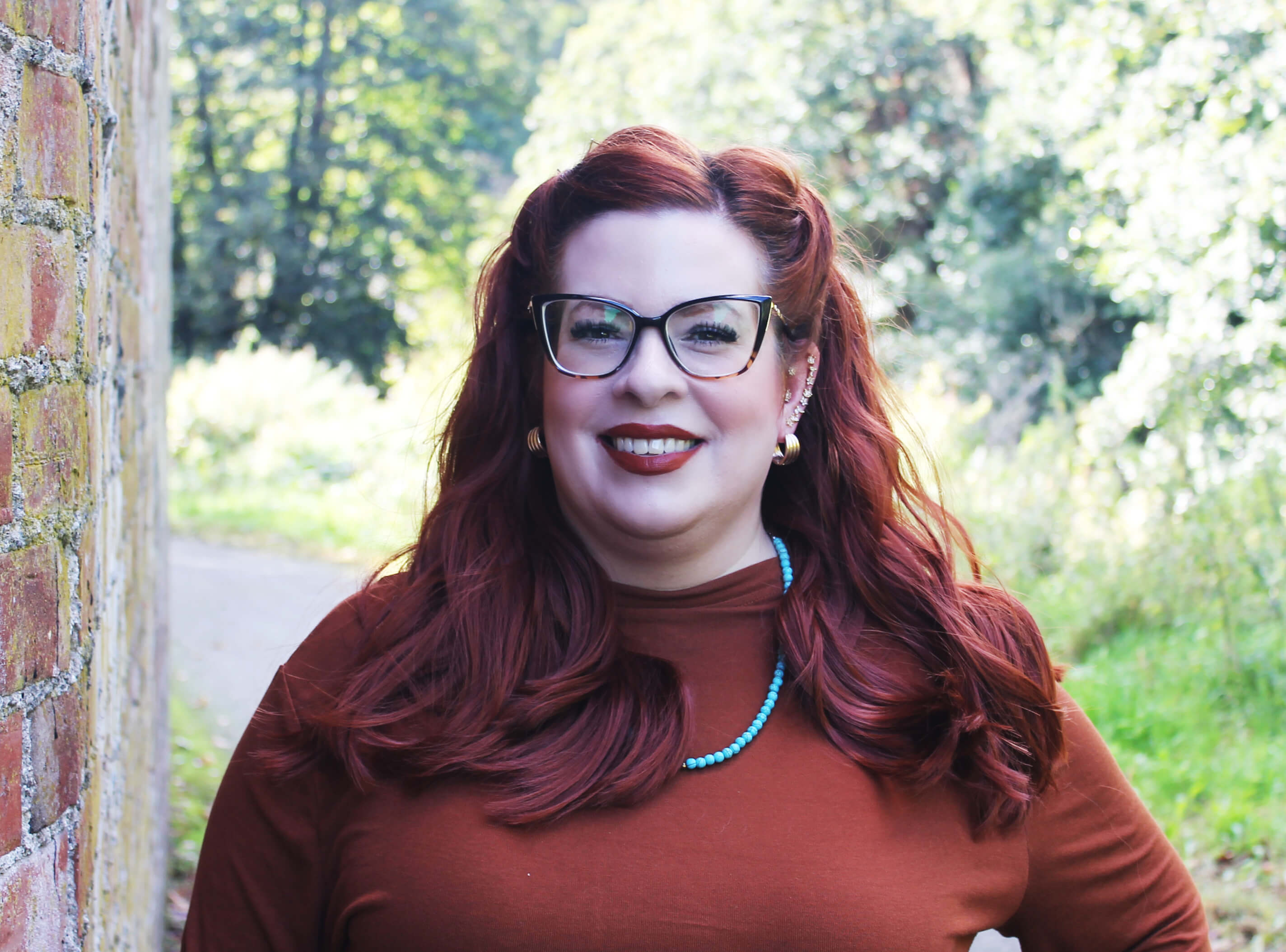 Jenny Nicholson Headshot.jpg